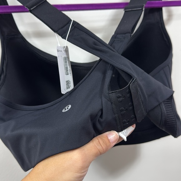 Lululemon All Powered Up Bra 40 DD - Picture 3 of 5